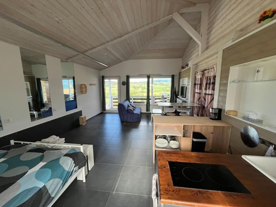 Appartement Loft Des Milans, Petit Nid Douillet Perche Sur La Campagne à Ecublens  Extérieur photo